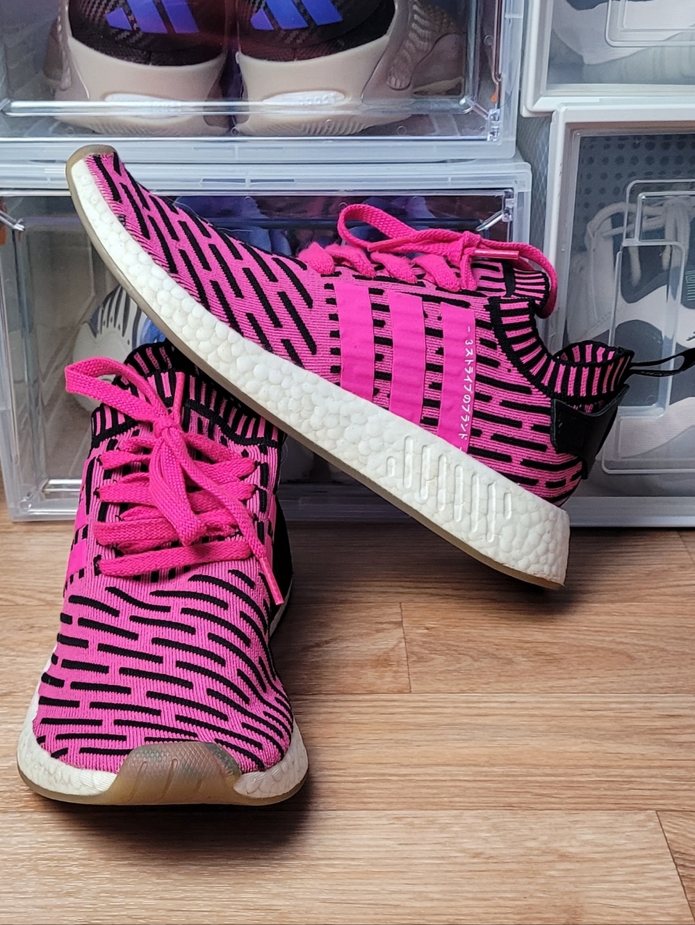 adidas NMD R2 Primeknit Japan Shock Pink 2017 BY9697 Men’s Size 9 Boost Shoe